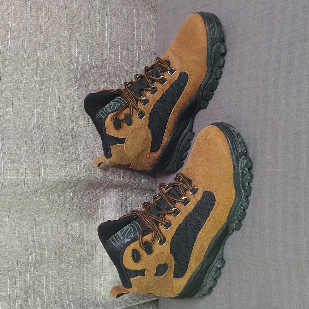 VINTAGE K Swiss Silicone Formula 18 Davos Hiking Boots Mens Size 7.5 Brown 6"
